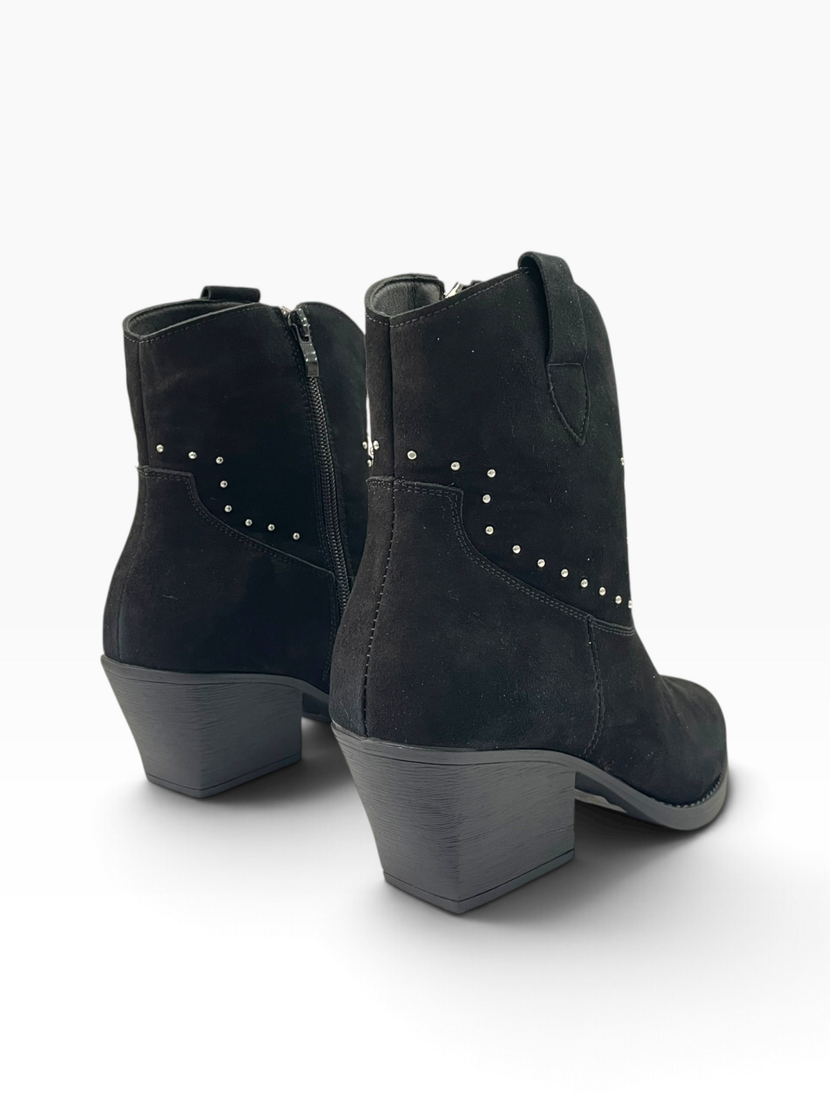 Western Suede Μποτάκια με Μεταλλικά Τρουκς