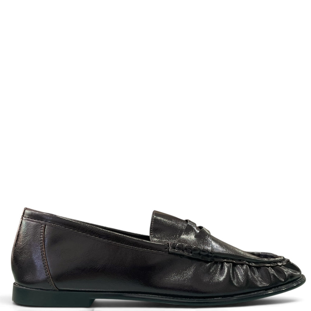 Μοκασίνια Loafers Λουστρίνι με Σούρες