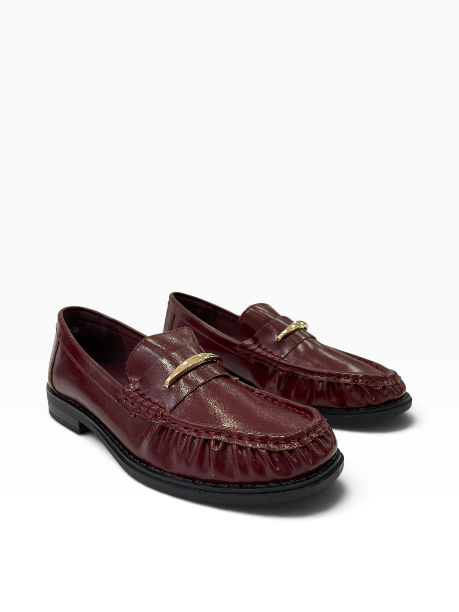 Γυναικεία Loafers με Σούρες & Χρυσή Μεταλλική Λεπτομέρεια