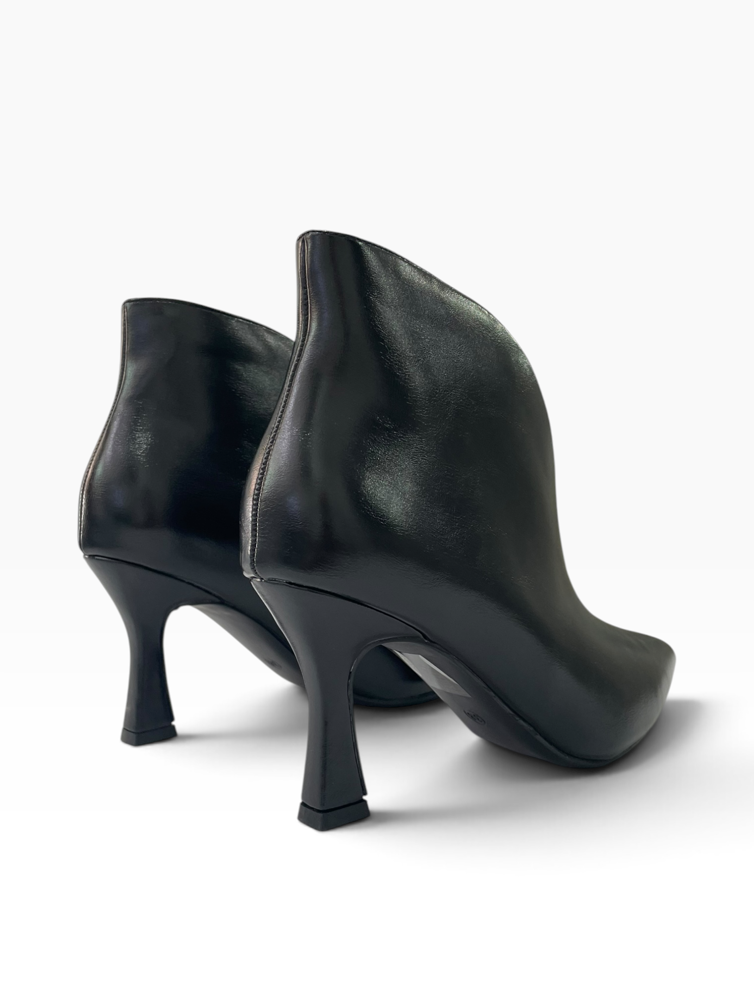 Ankle Μποτάκια με V-Cut