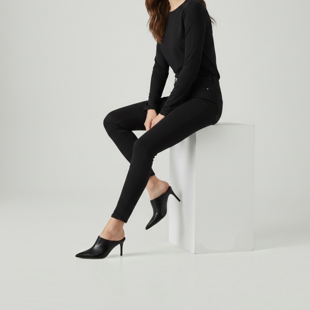 Pointed Mules με Λεπτό Τακούνι